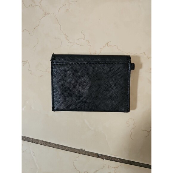 GUESS Coin Purse -  Chic & Clean Small Black Leather Accessory Bag with Logo - Picture 2 of 4